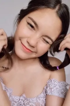 喜欢绑马尾的我吗