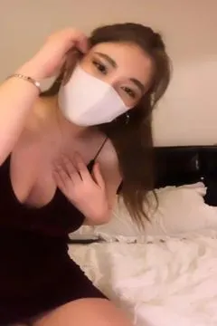 พิธีกรไลฟ์นมใหญ่โครตยั่ว~