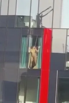 When All That Meetings Is Making My Head Dizzy I Discovered Some1's Making Love During Them!