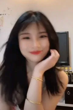 微笑少女笑容满分