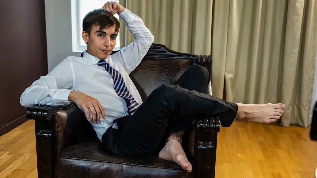 Amatuer, BoyFun Solo