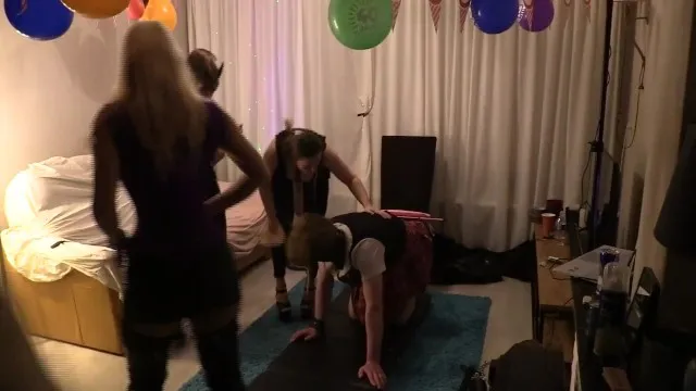 Amatuer, Mistress Tirza