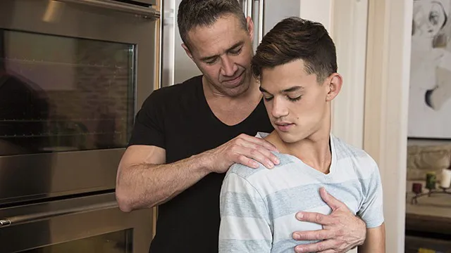 Kristofer Weston, Dean Phoenix, Family Dick