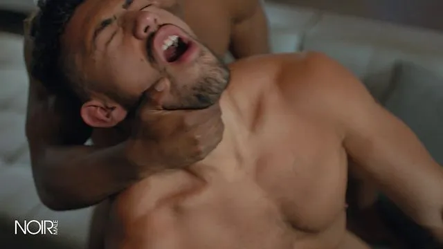 Adrian Hart, Zeno Rey, Noir Male